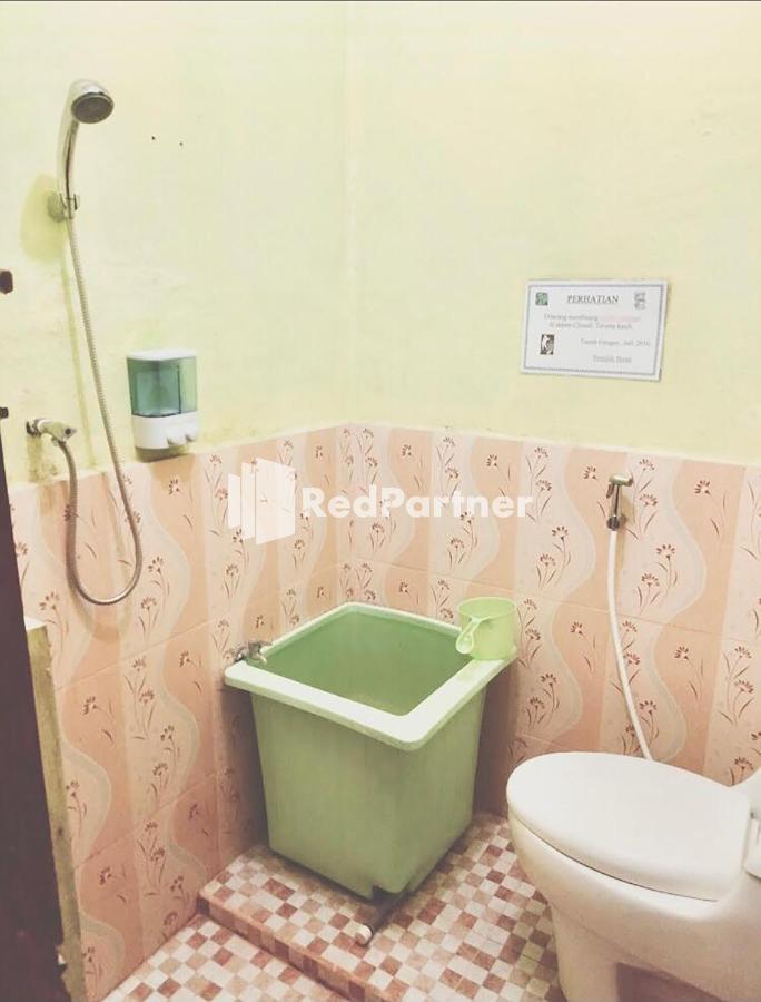 Hotel Indah Grogot Syariah Mitra Reddoorz Tanah Grogot Extérieur photo